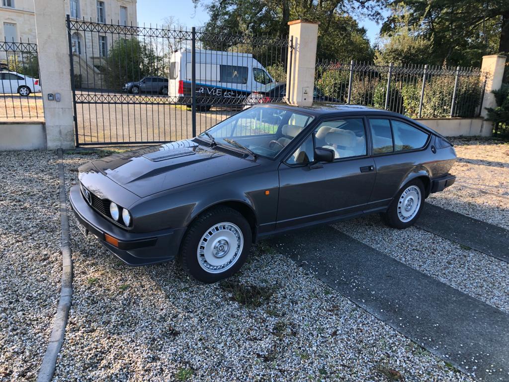 Alfa Romeo Alfetta GTV