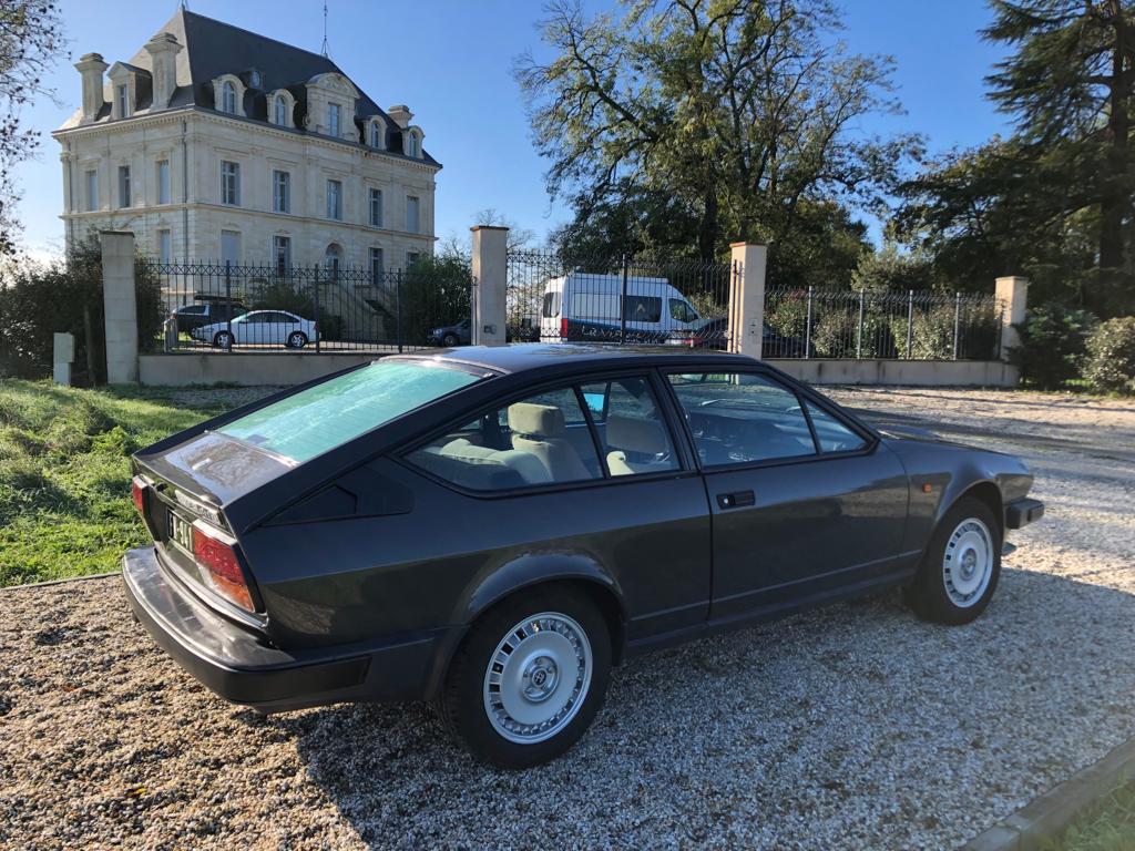 Alfa Romeo Alfetta GTV